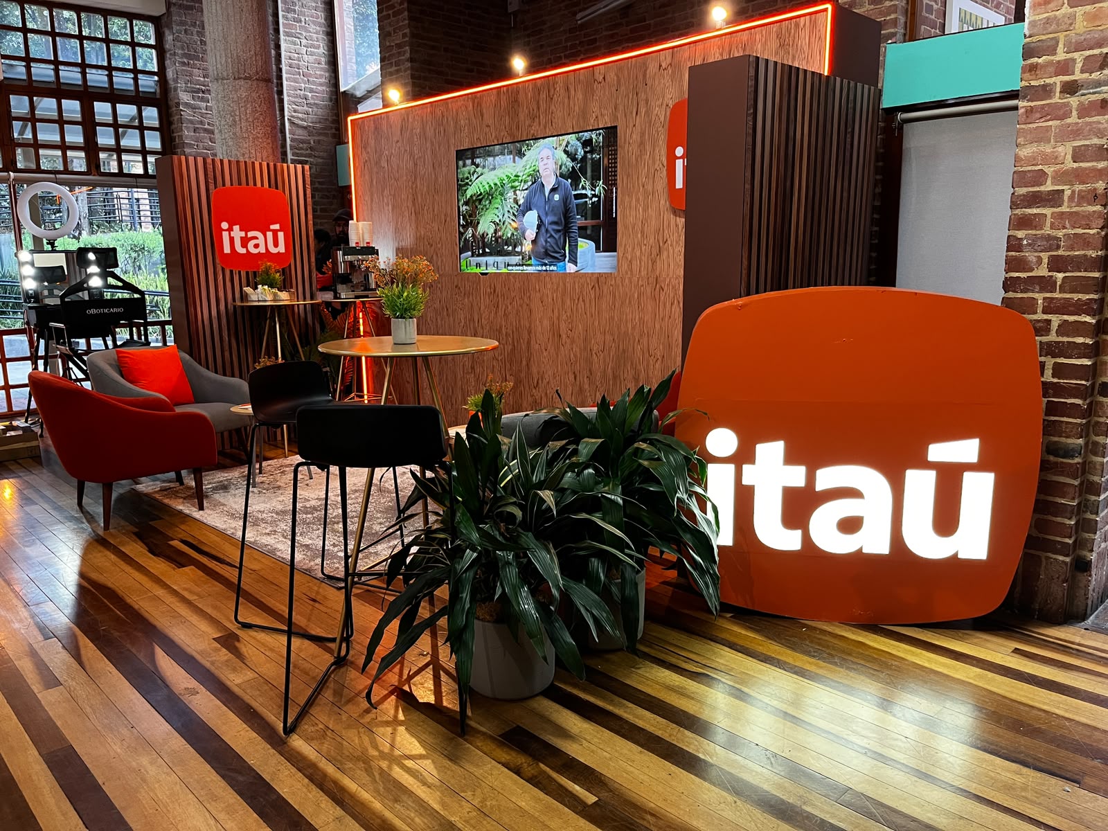 Lounge corporativo del banco Itaú